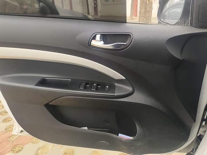 Фото 7 - Kia KX1