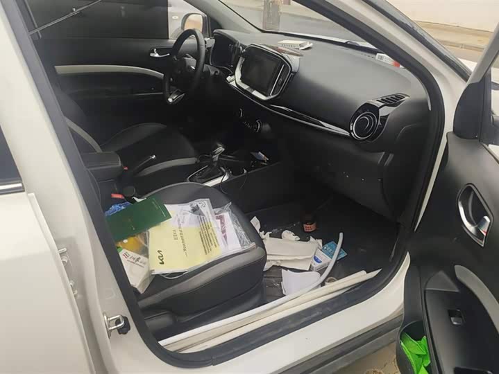 Фото 8 - Kia KX1