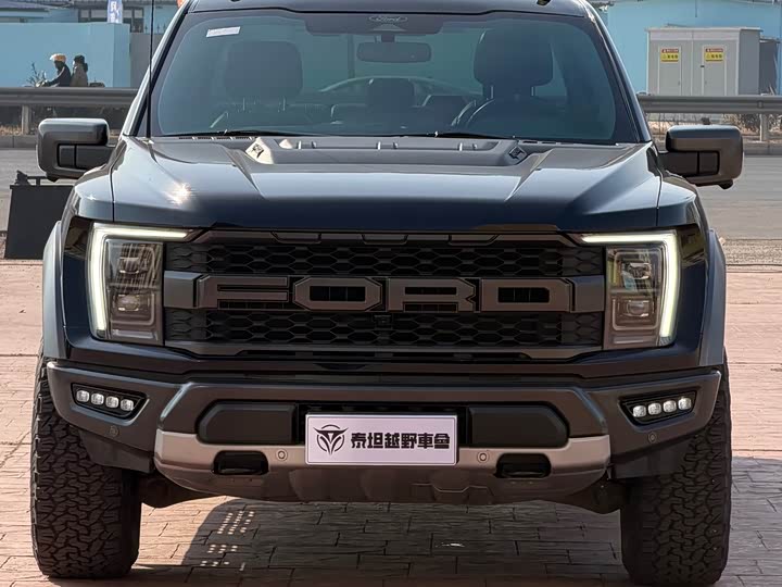 Фото 2 - Ford F-150 Raptor