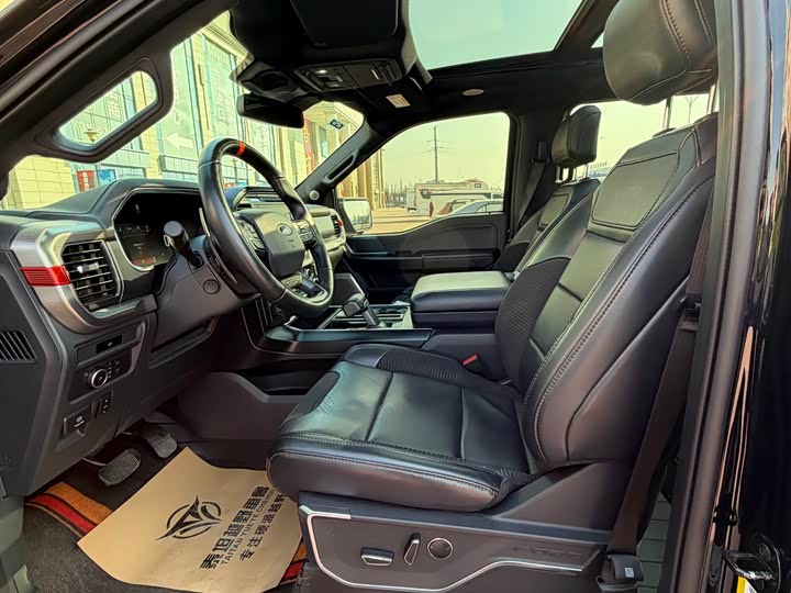 Фото 4 - Ford F-150 Raptor