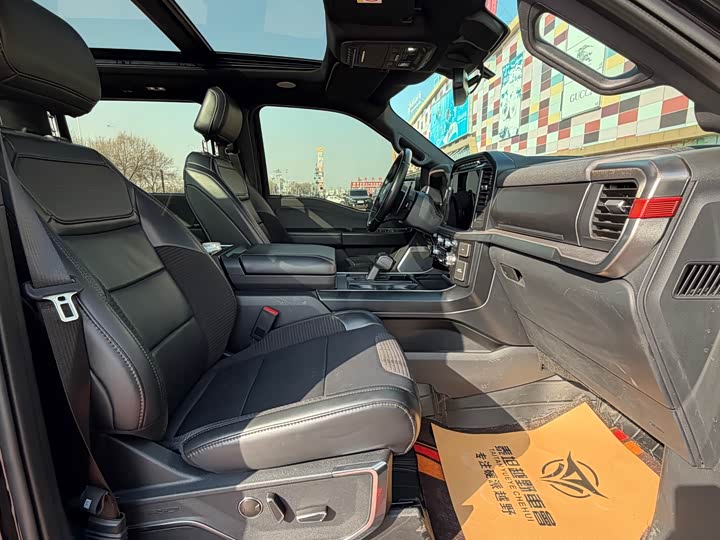 Фото 6 - Ford F-150 Raptor