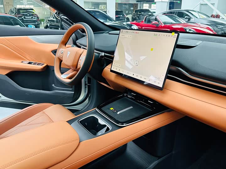 Фото 7 - Changan Deepal S05