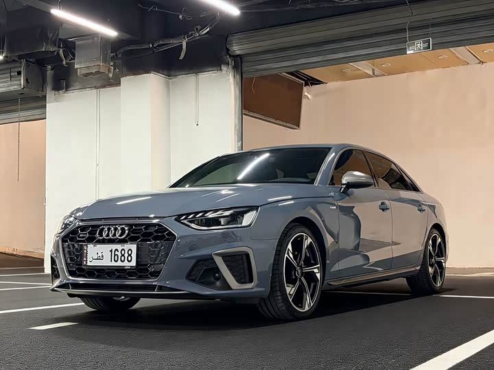 Фото 1 - Audi A4L