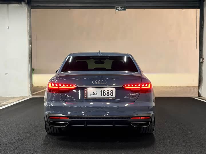 Фото 5 - Audi A4L