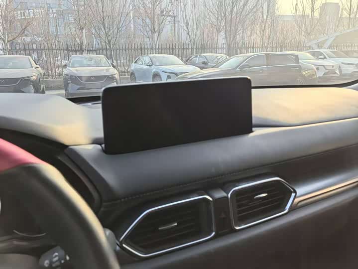 Фото 8 - Mazda CX-5