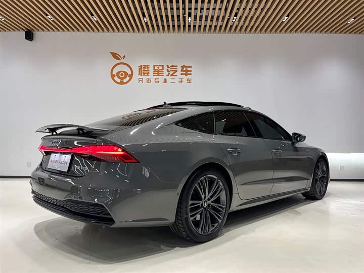 Фото 4 - Audi A7