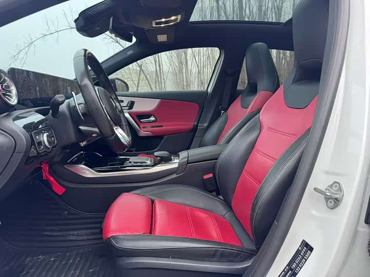 Фото 3 - Mercedes-Benz A-Class AMG