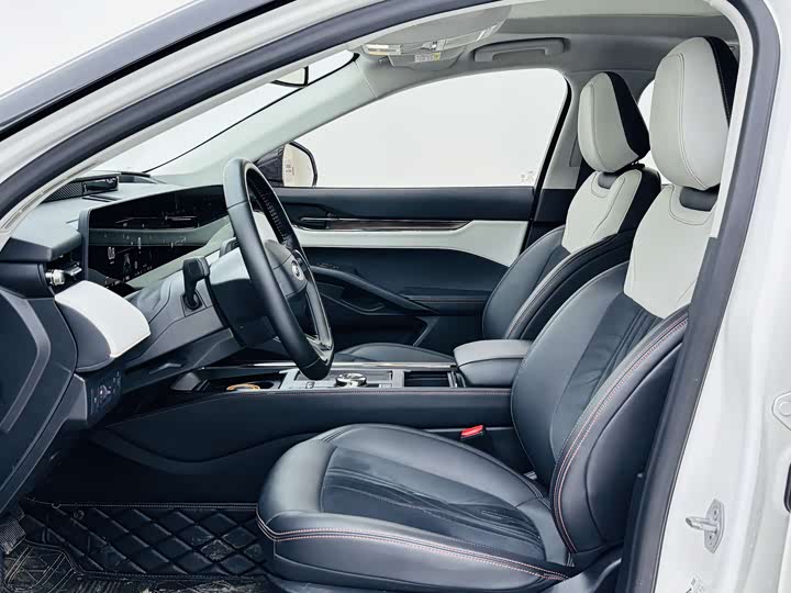 Фото 8 - Ford Mondeo