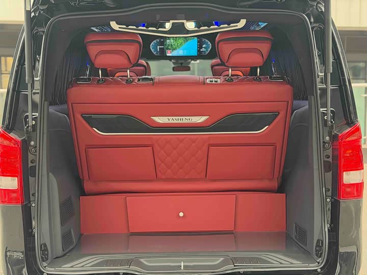 Фото 9 - Mercedes-Benz Vito