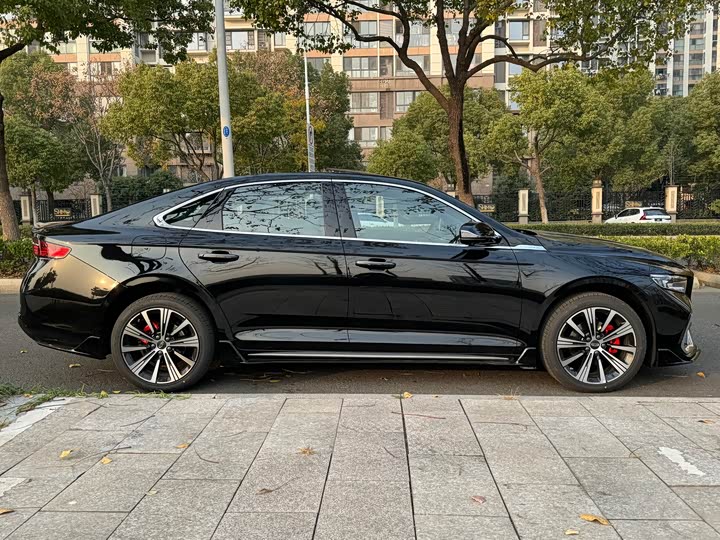 Фото 4 - Geely Preface