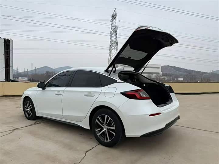 Фото 4 - Honda Civic