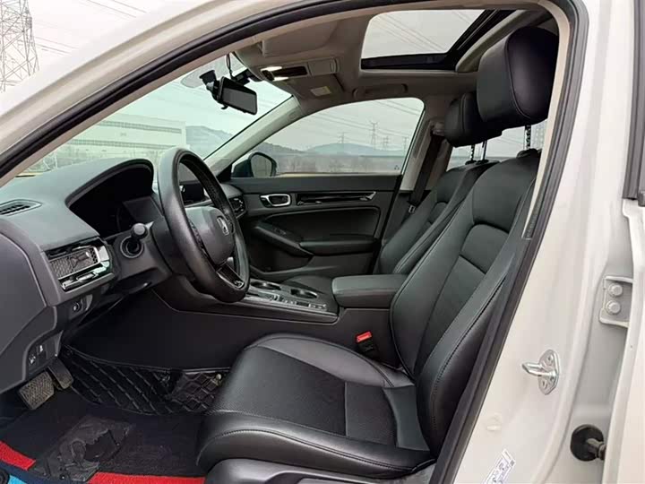 Фото 8 - Honda Civic