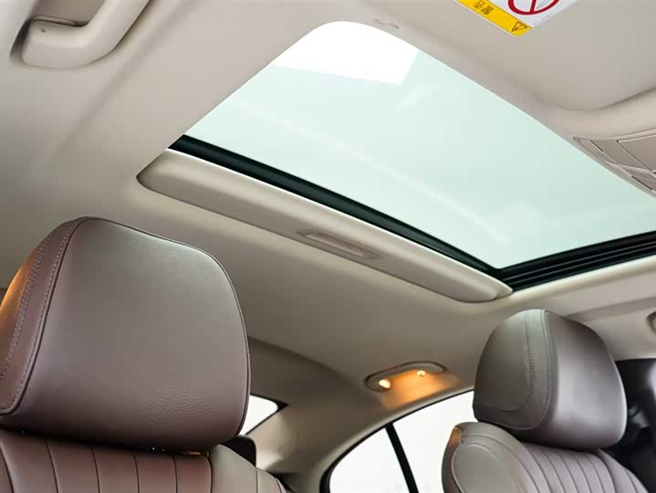 Photo 7 - Mercedes-Benz CLS-Class