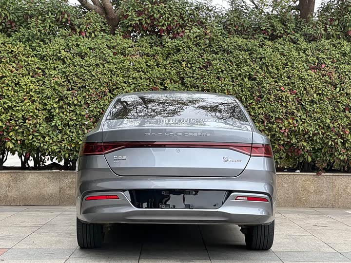 Фото 4 - BYD Qin Plus