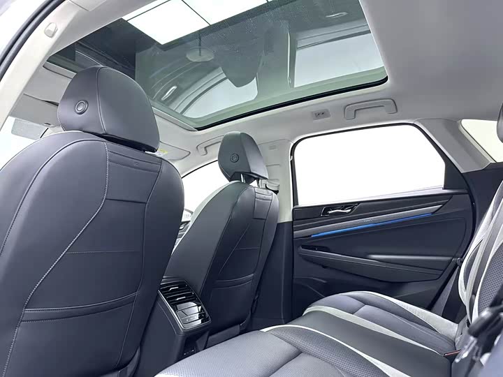 Photo 4 - Volkswagen ID.7 Vizzion