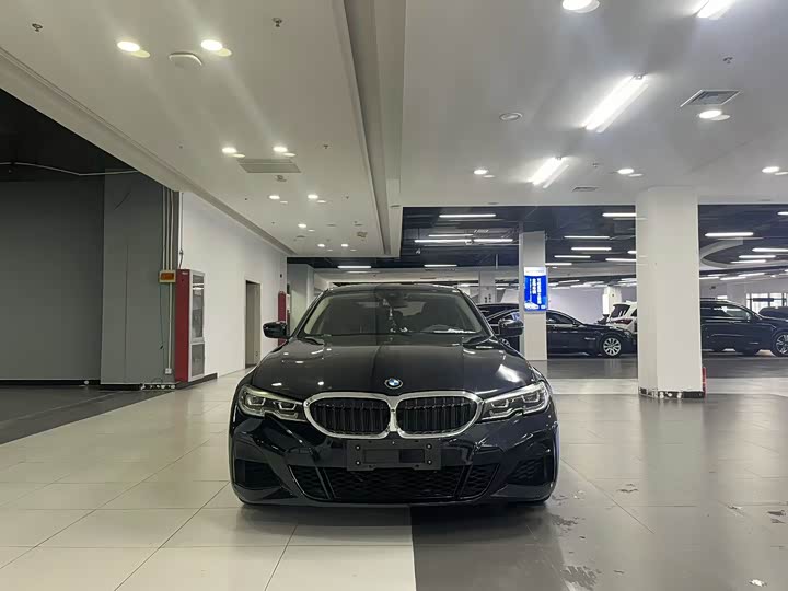 Фото 2 - BMW 3 Series