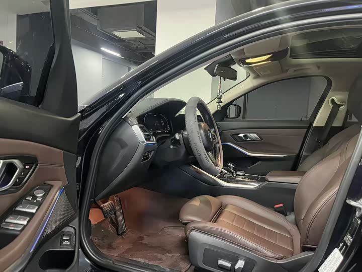 Фото 4 - BMW 3 Series