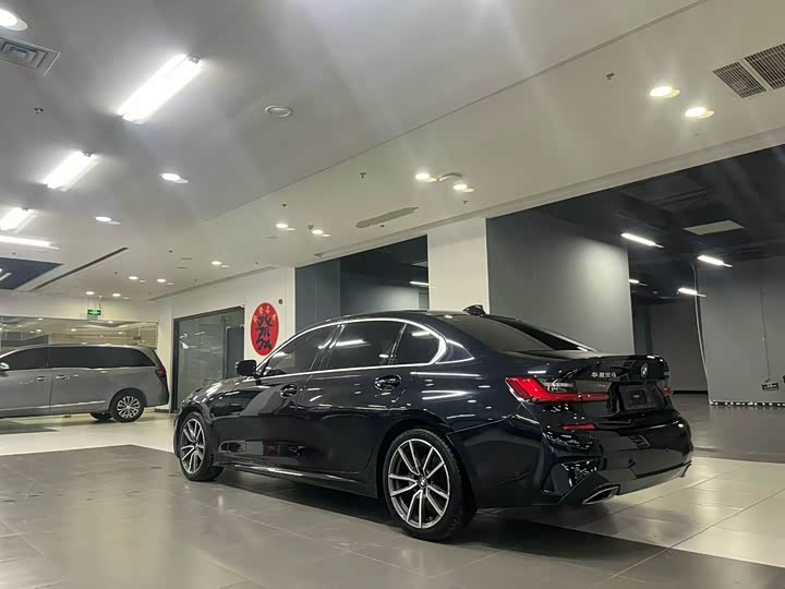 Фото 9 - BMW 3 Series