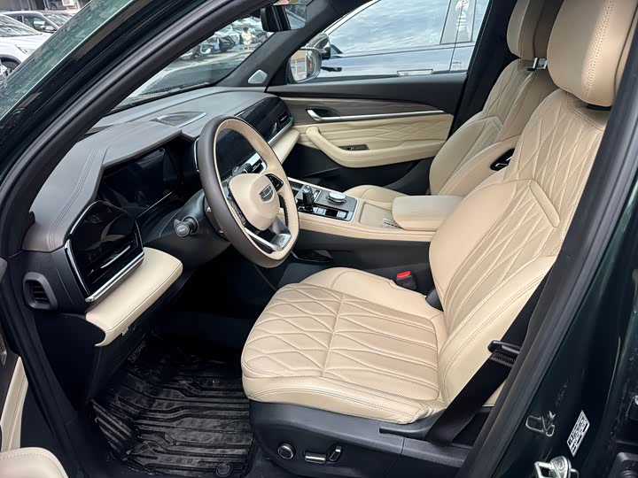 Фото 7 - Geely Monjaro