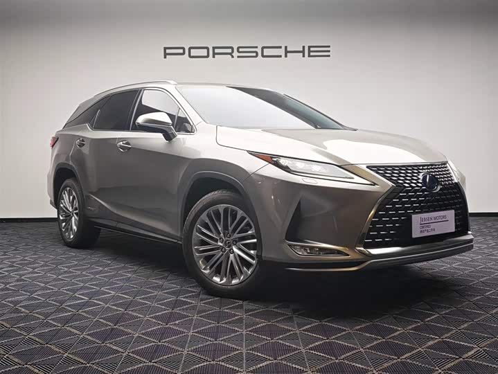 Фото 3 - Lexus RX