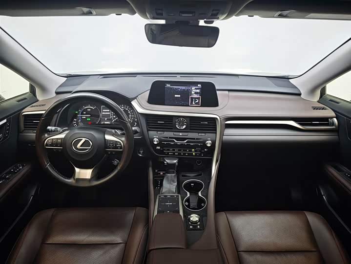 Фото 8 - Lexus RX
