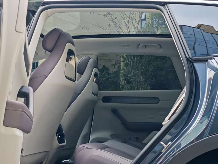 Фото 8 - Leapmotor C11