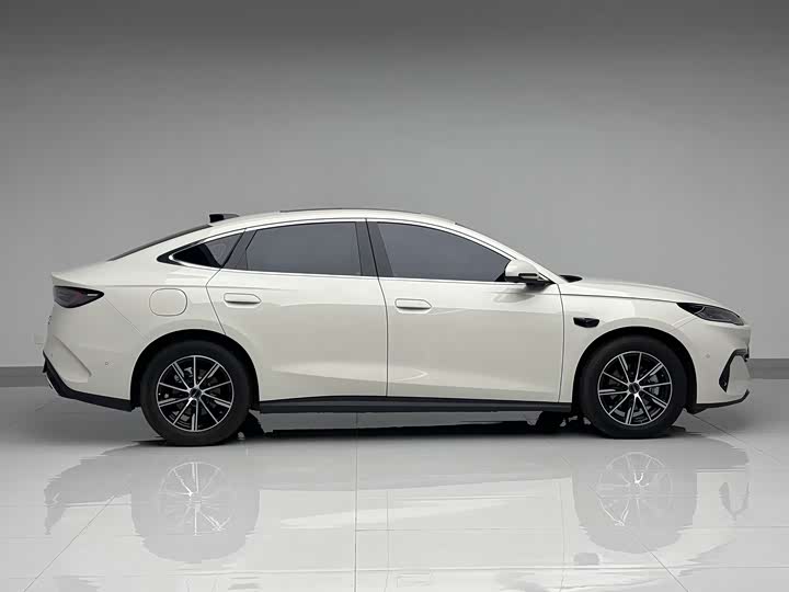 Photo 4 - BYD Seal 06 Hybrid/EV