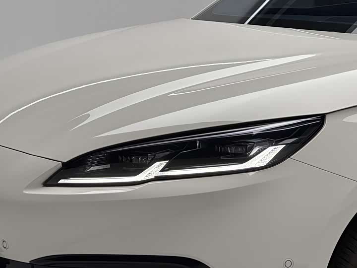 Photo 9 - BYD Seal 06 Hybrid/EV