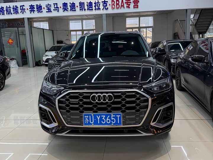 Фото 2 - Audi Q5L