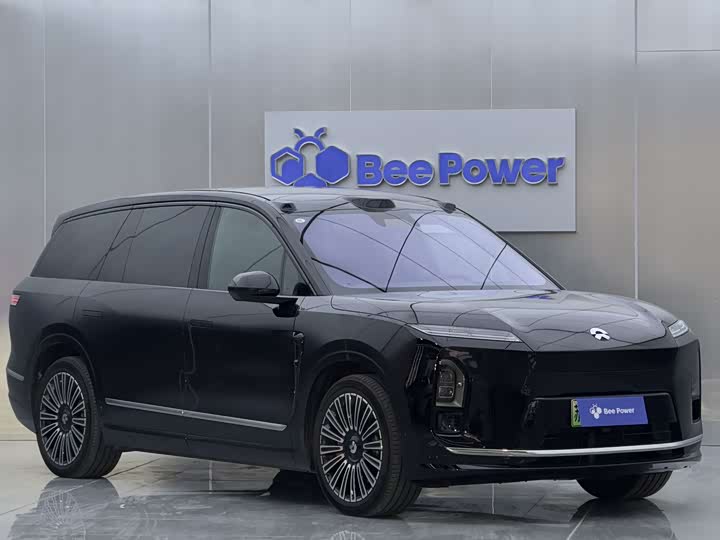 Фото 3 - Nio ES8