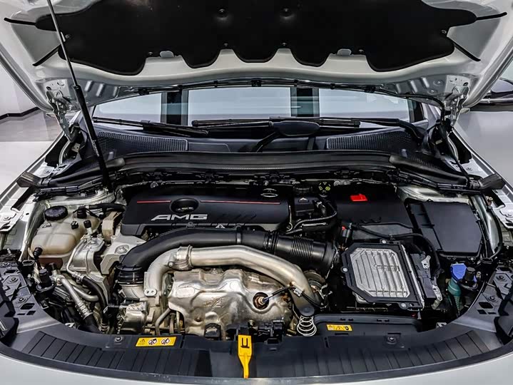 Фото 5 - Mercedes-Benz GLA-Class AMG