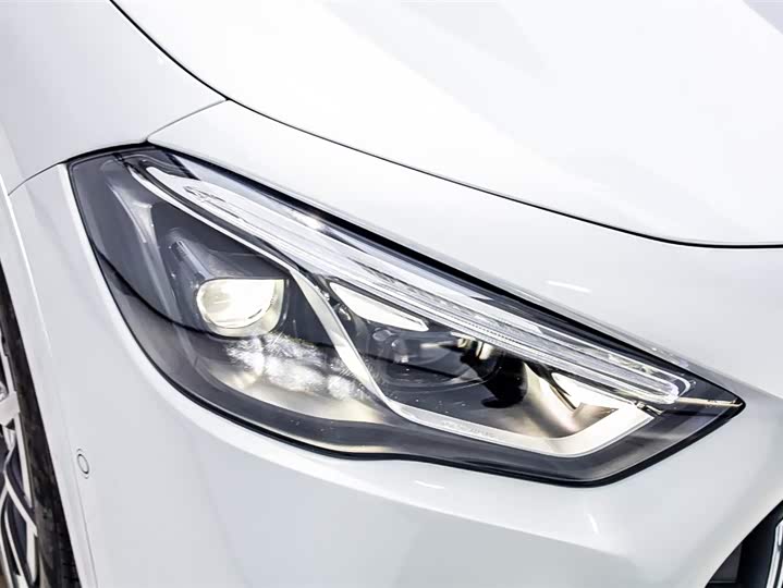 Фото 8 - Mercedes-Benz GLA-Class AMG