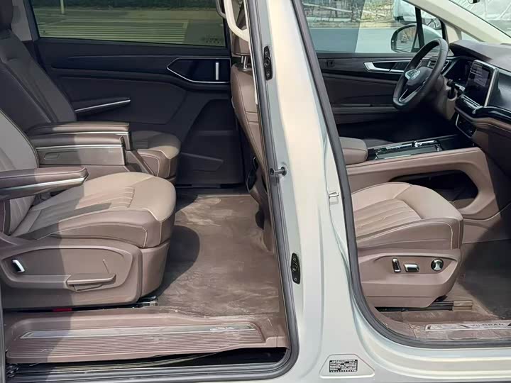 Фото 5 - Volkswagen Viloran