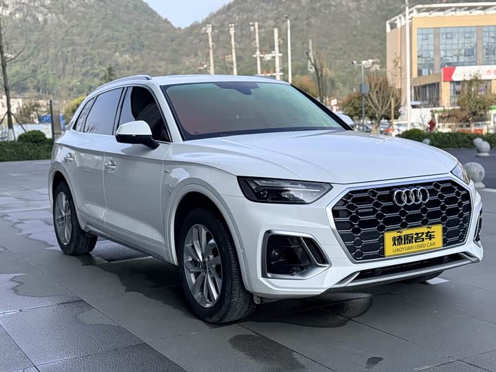 Фото 3 - Audi Q5L