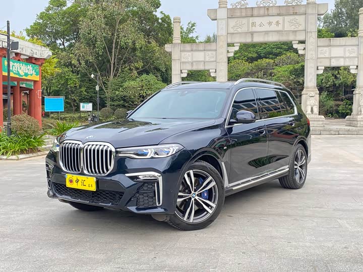 Фото 1 - BMW X7