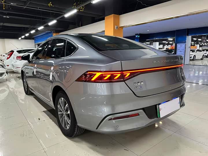 Фото 8 - BYD Qin Plus