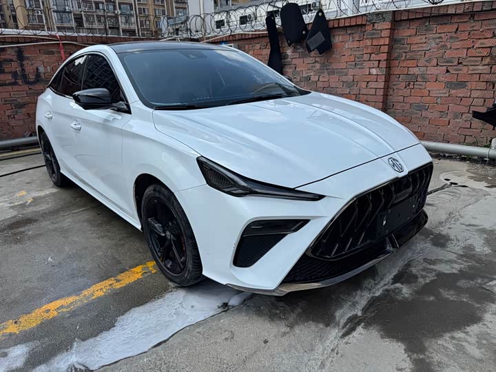 Photo 3 - MG Motor 5 Scorpio