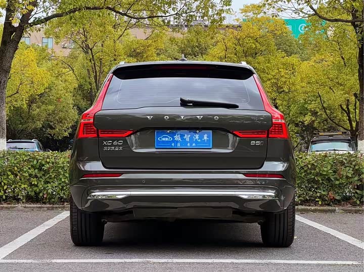 Фото 6 - Volvo XC60