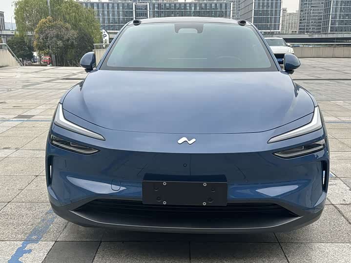 Фото 2 - Nio Onvo L60