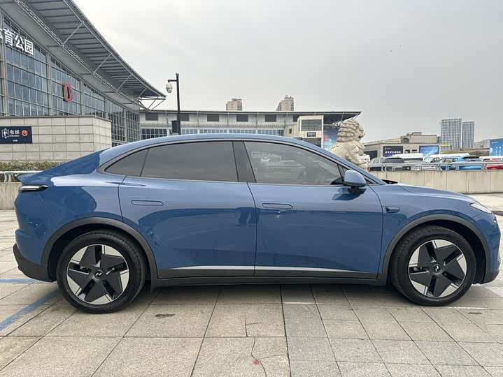 Фото 4 - Nio Onvo L60