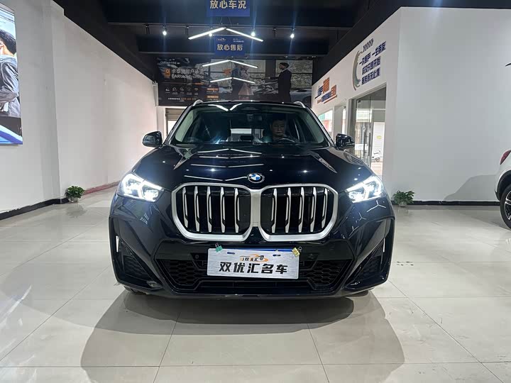 Фото 2 - BMW X1