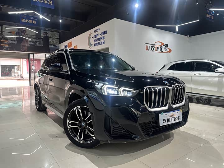 Фото 3 - BMW X1