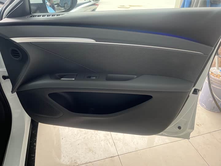 Photo 5 - XPeng Mona M03