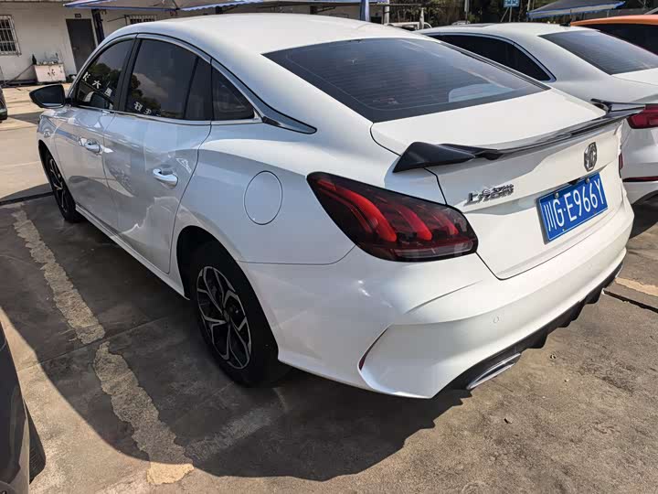 Photo 6 - MG Motor 5