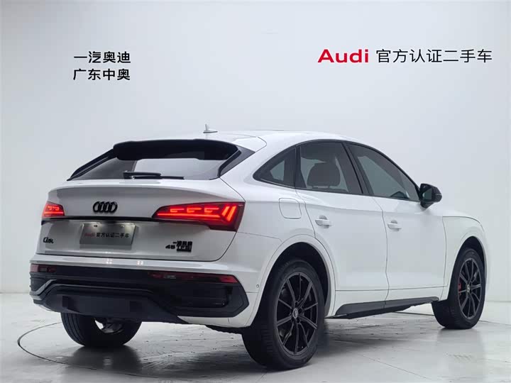 Фото 4 - Audi Q5L Sportback