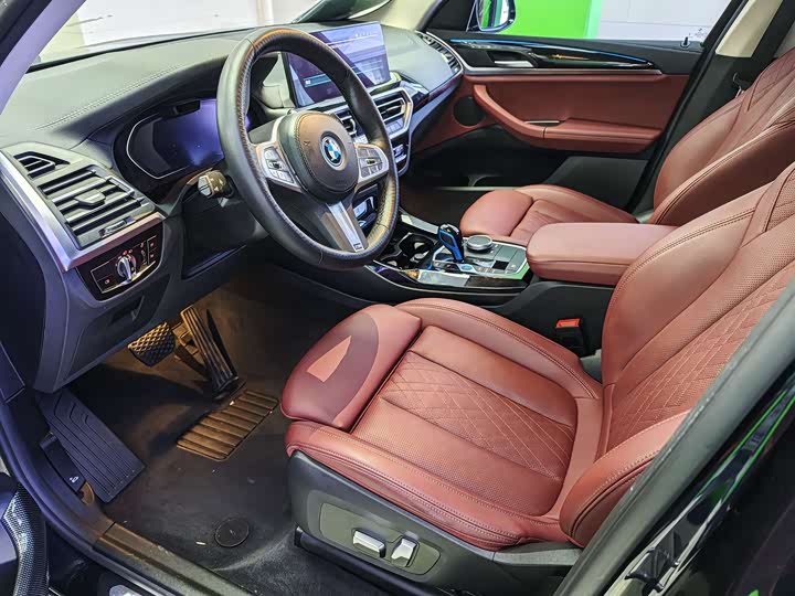 Фото 4 - BMW iX3