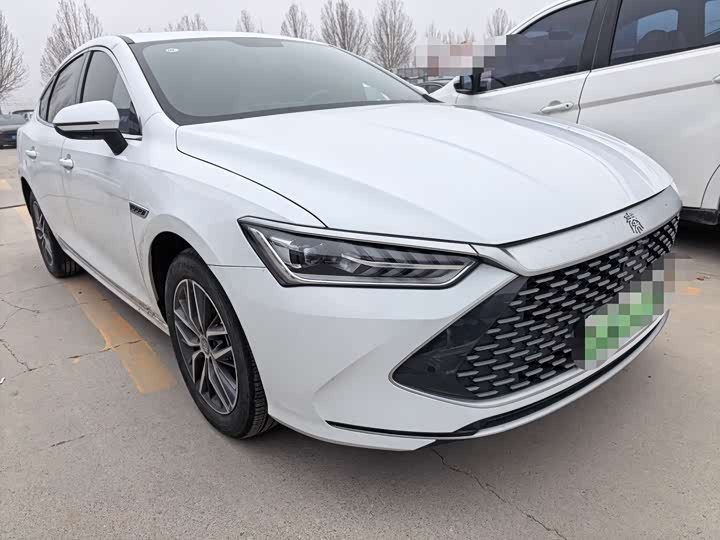 Фото 3 - BYD Qin Plus