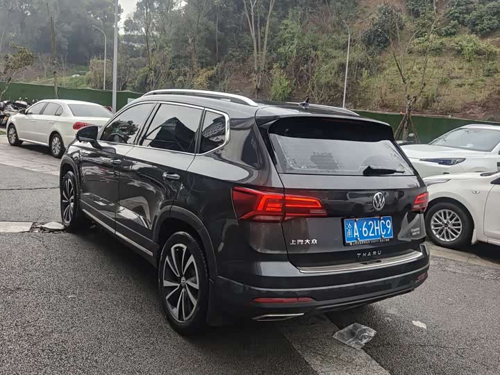 Фото 6 - Volkswagen Tharu