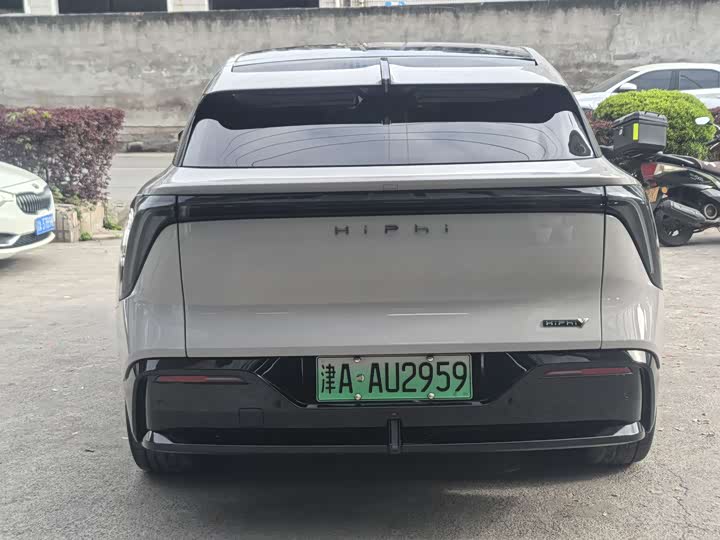 Фото 5 - HiPhi Y