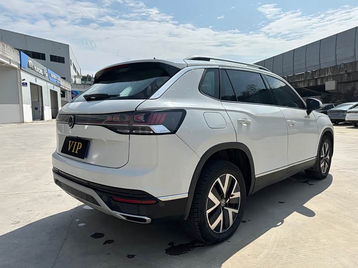 Фото 9 - Volkswagen Tayron